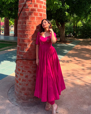 Beautiful pink back less floral kurti