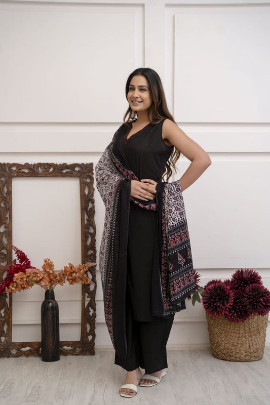 Beautiful cut sleeves cotton slub 3 piece